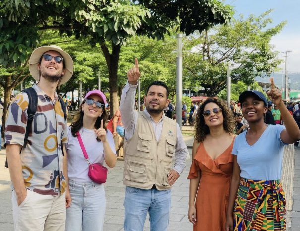 Gemini_Generated_Image_luj9c8luj9c8luj9